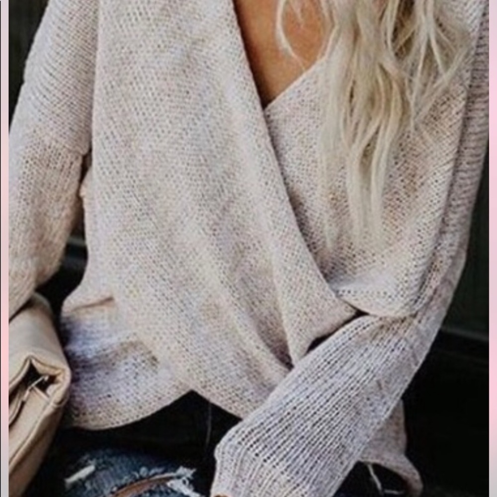 SEXY WRAP SWEATER! 🦄🦄🦄🦄🦄🦄 - Picture 4 of 7